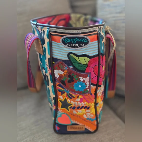 Consuela Dezi Tote & Matching Rosita Zip-around Wallet EXCELLENT USED CONDITION - Picture 4 of 10